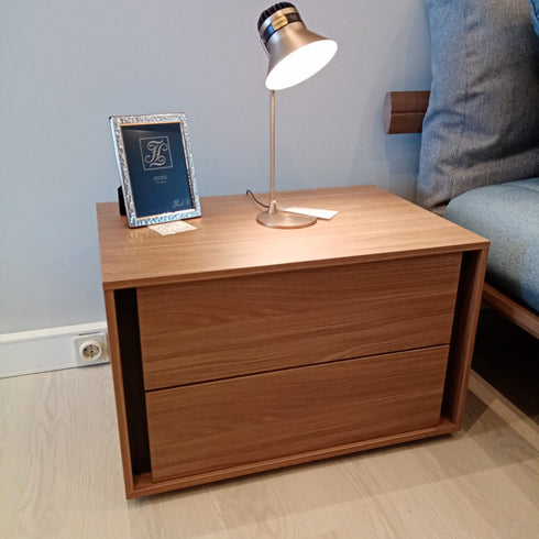 Mesa de Cabeceira VIP